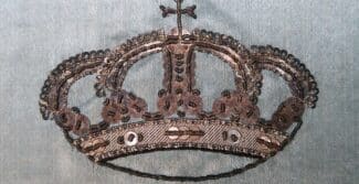 Eine Krone als Detailverzierung